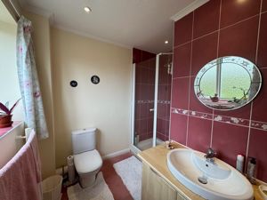 En Suite- click for photo gallery